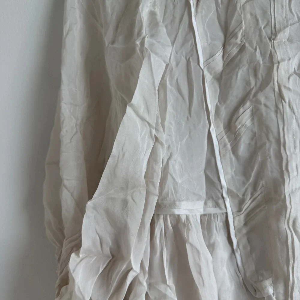 Women's‎ Zara Silk Cream Flowy Fit High Neck Top